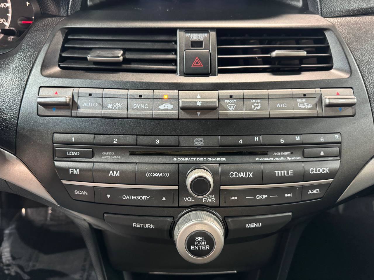 Used 2011 Honda Accord EX-L image 22