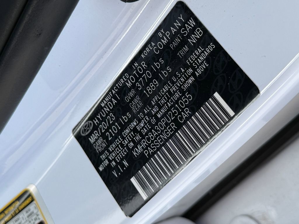 Used 2023 Hyundai Venue SEL image 33