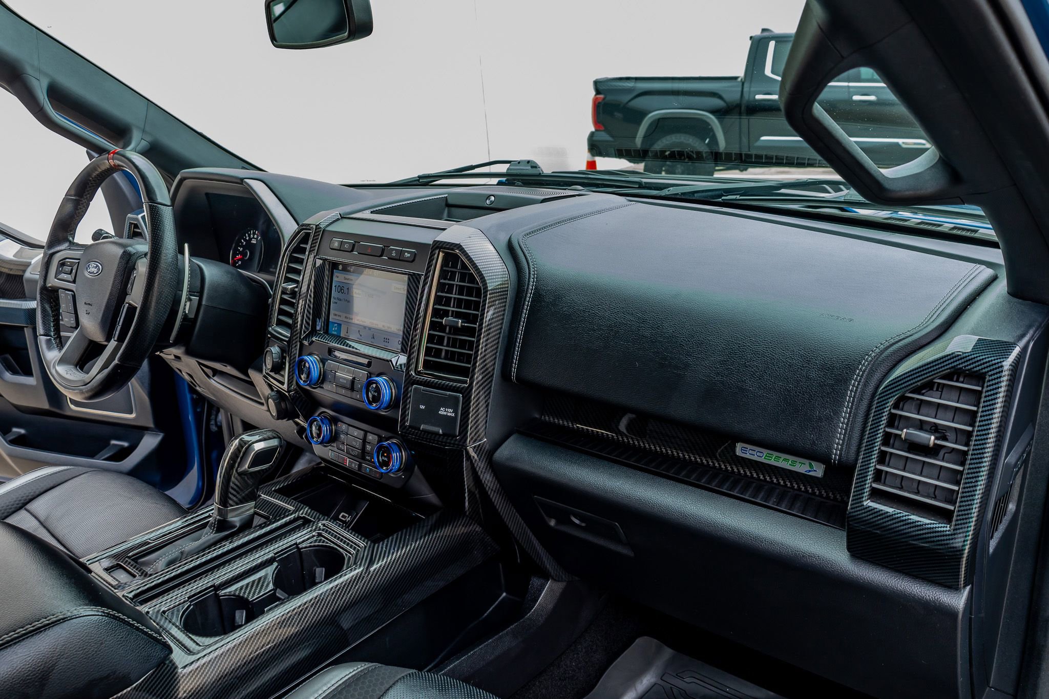 Used 2019 Ford F150 Raptor w/ Equipment Group 802A Luxury AWD/4WD image 17