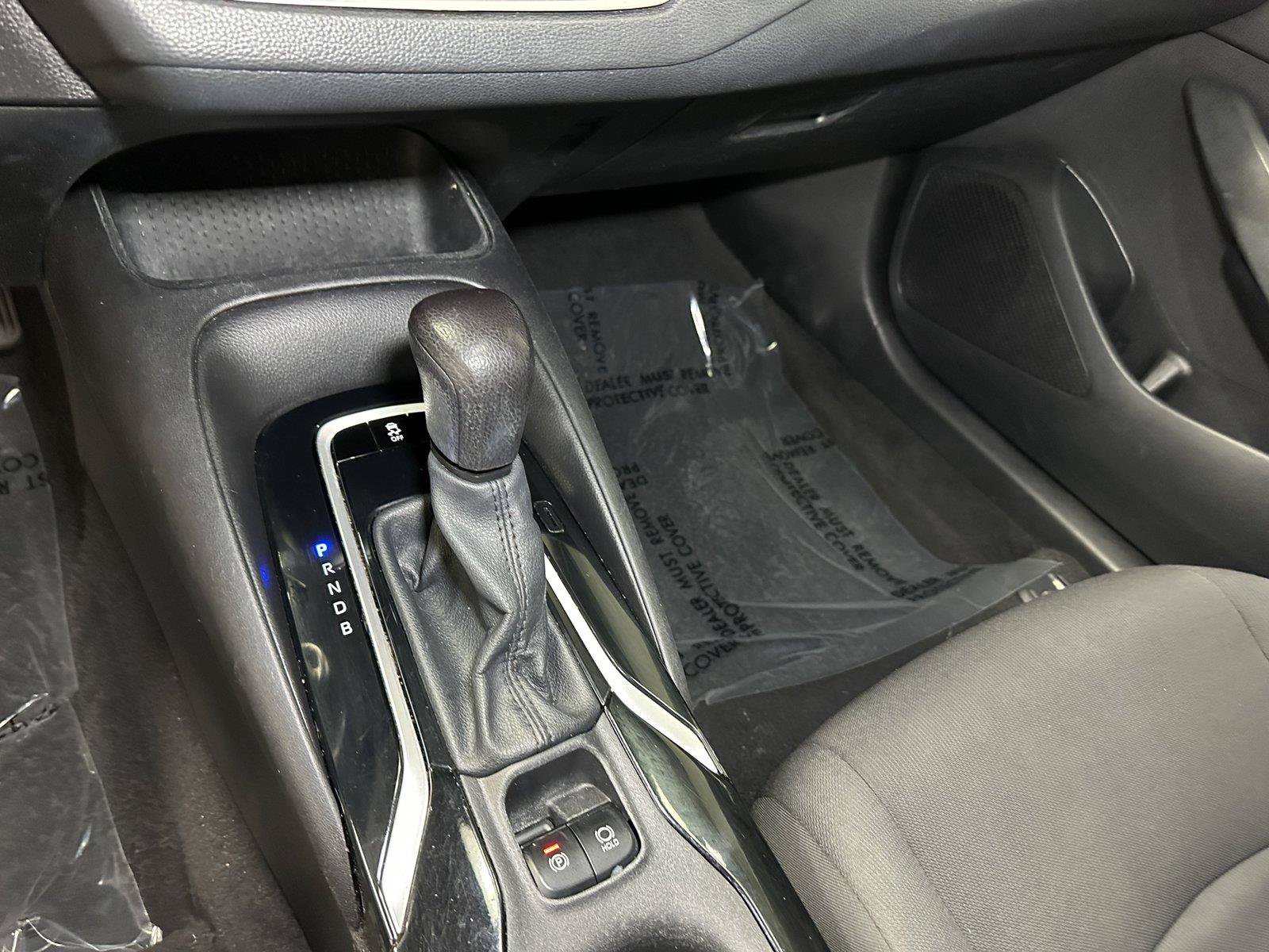 Used 2021 Toyota Corolla LE FWD image 28