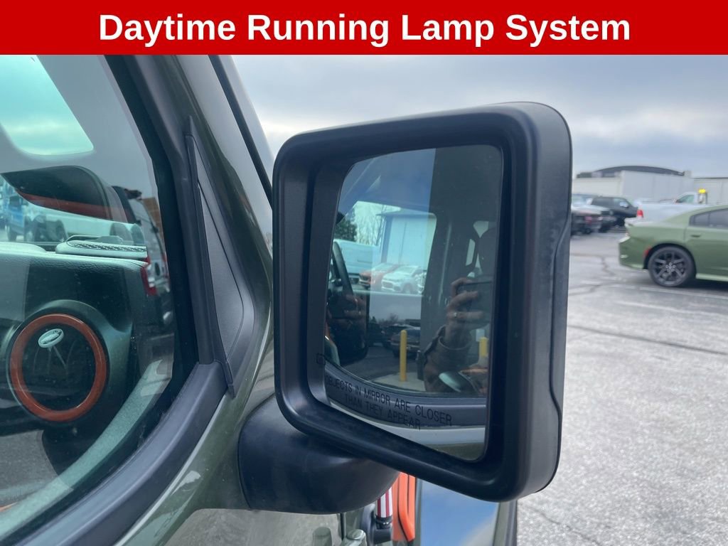 Used 2023 Jeep Gladiator Sport image 16