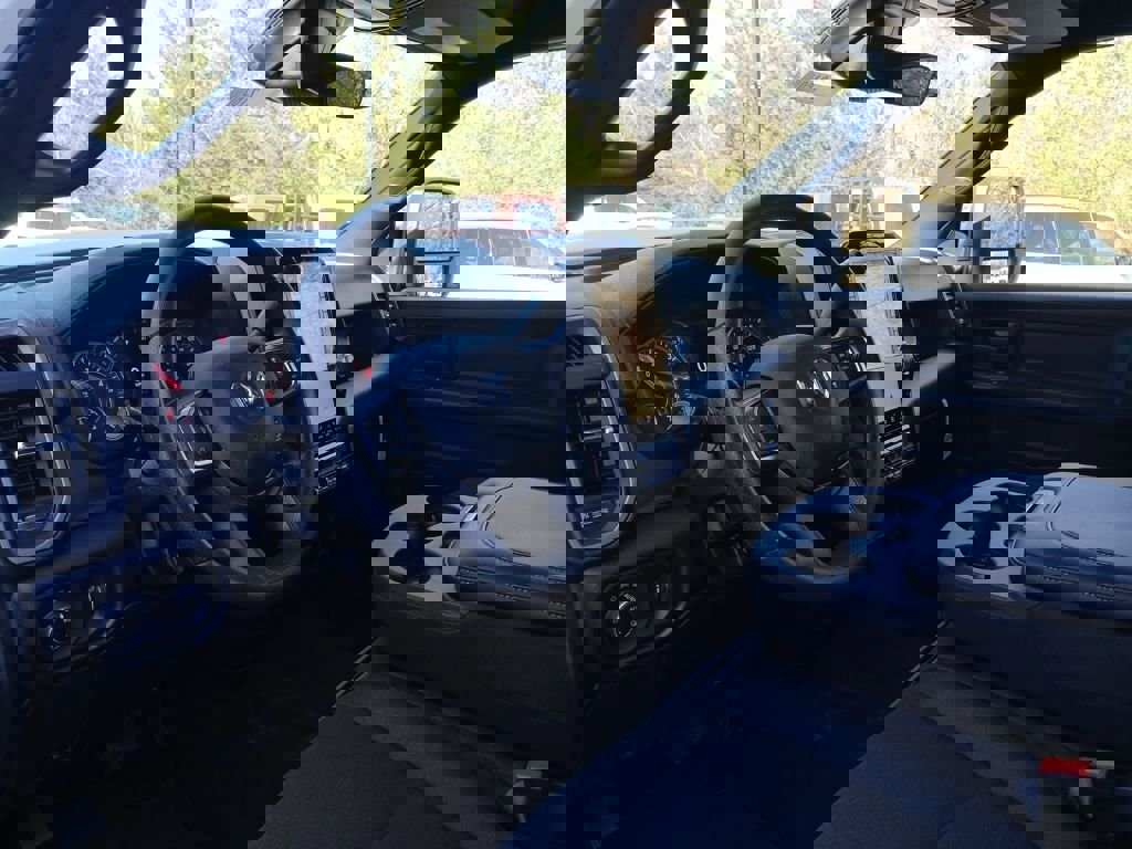 New 2026 RAM 2500 Tradesman image 32