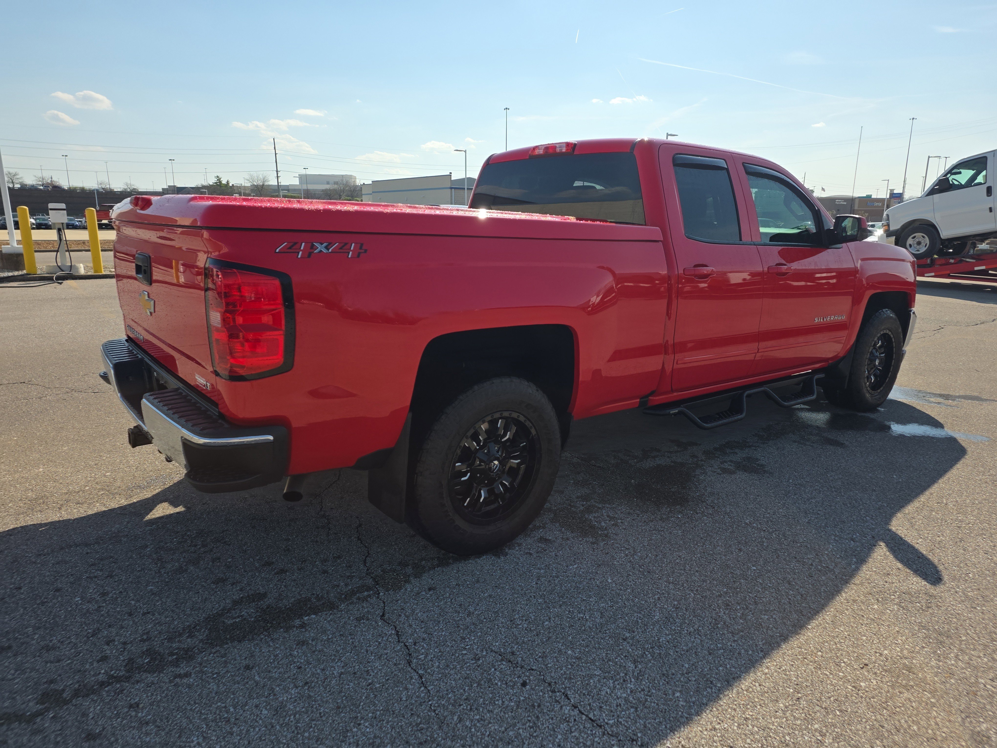 Used 2018 Chevrolet Silverado 1500 LT w/ All Star Edition image 3