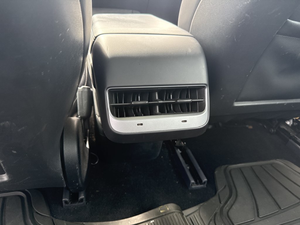 Used 2023 Tesla Model 3 Standard Range RWD image 23