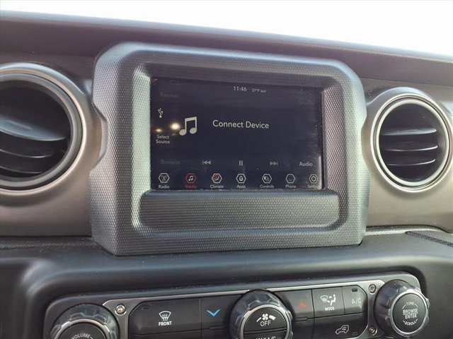 Used 2023 Jeep Gladiator Sport image 9