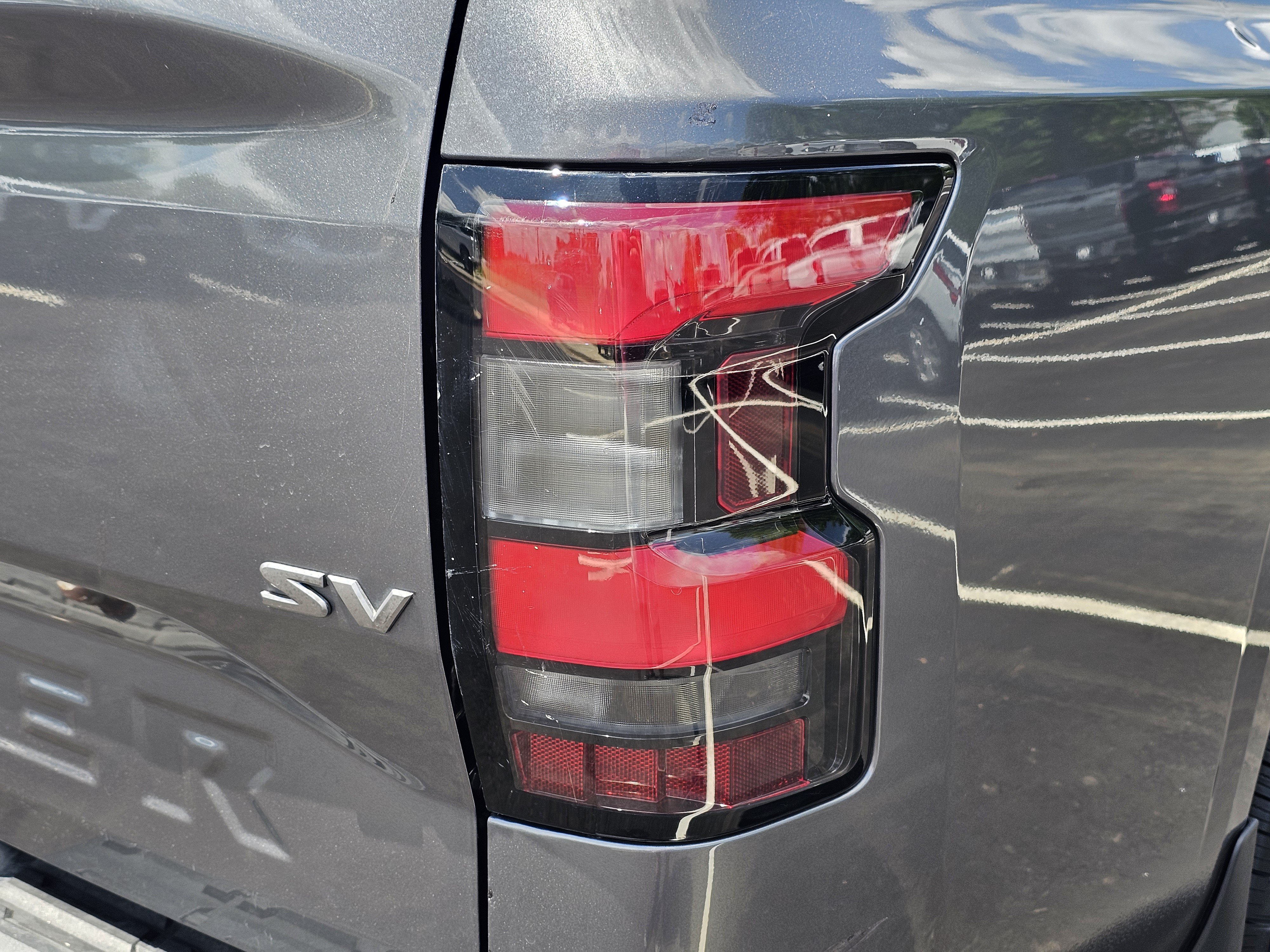 Used 2024 Nissan Frontier SV RWD image 10