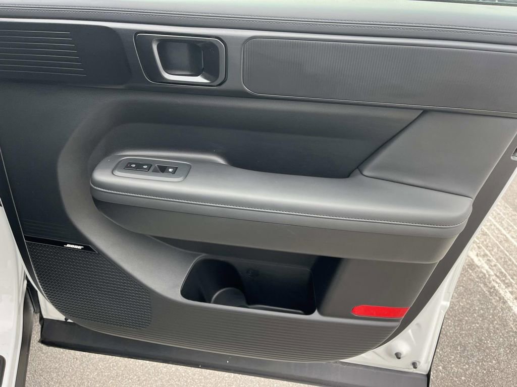 Used 2024 Hyundai Santa Fe Calligraphy image 24