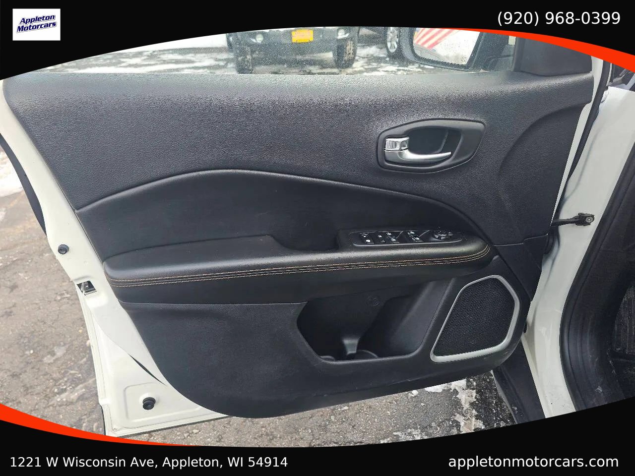 Used 2018 Jeep Compass Limited image 11