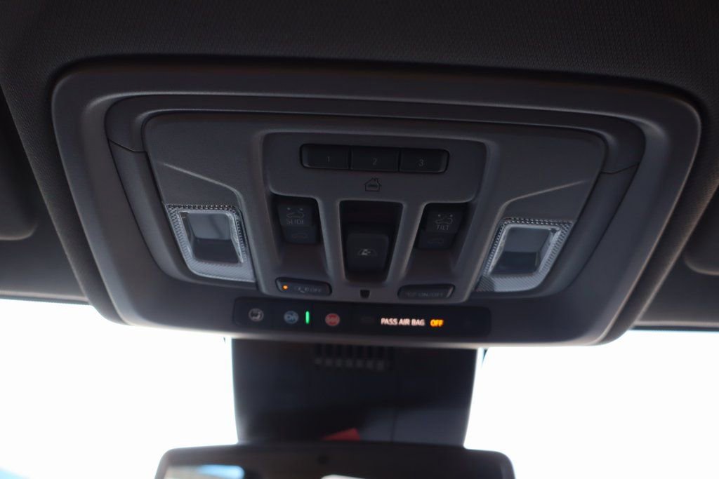 New 2026 Chevrolet Silverado 3500 LTZ w/ LTZ Convenience Package image 21