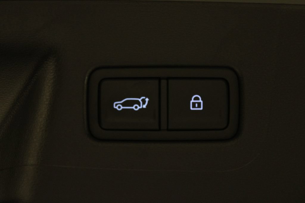 Certified 2026 Hyundai Santa Fe Limited FWD image 18