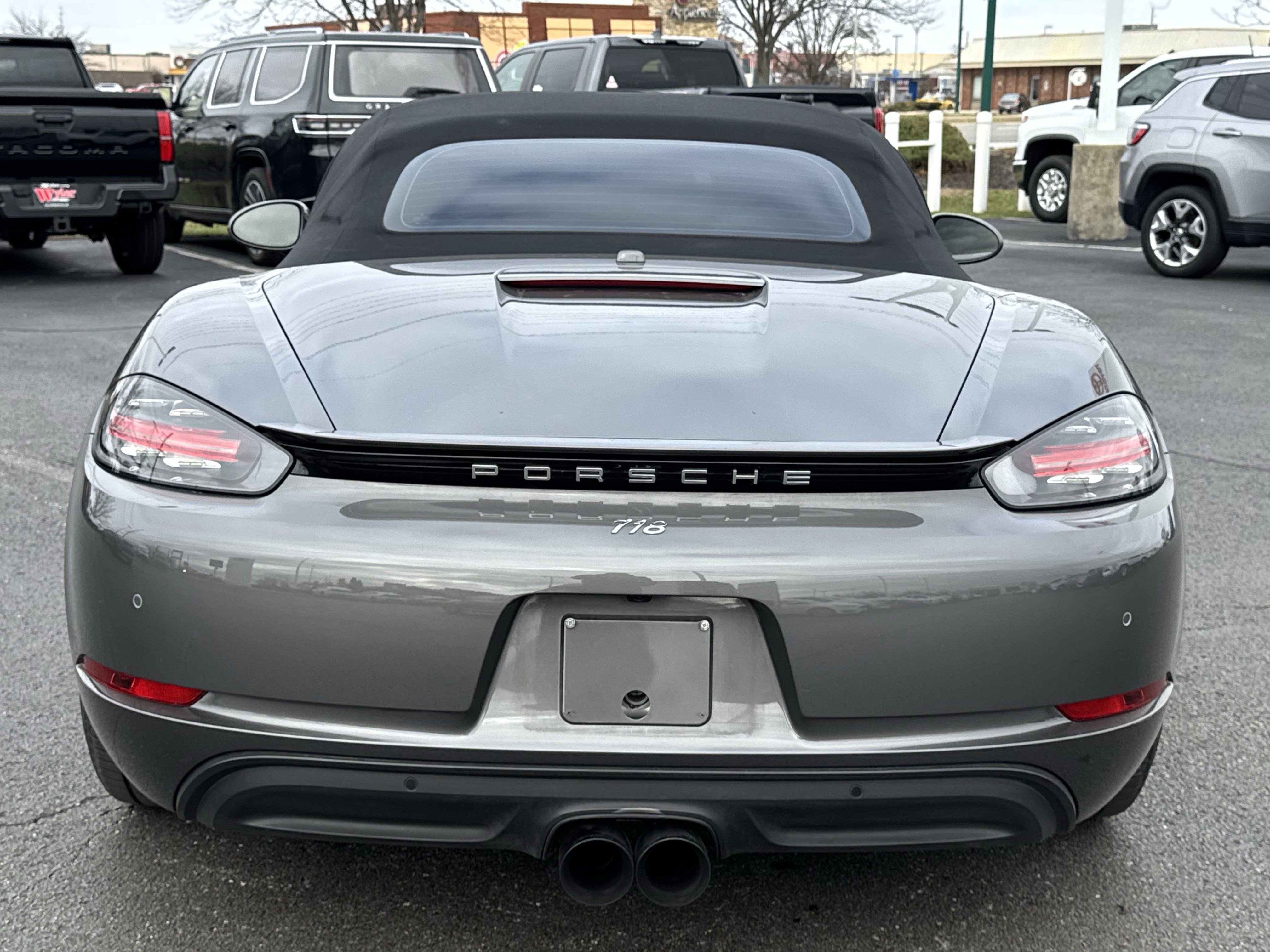 Used 2017 Porsche 718 Boxster S image 13