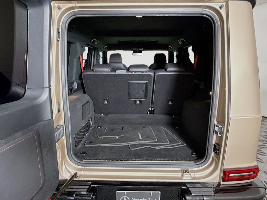Used 2021 Mercedes-Benz G 550 w/ Exclusive Interior Package image 28