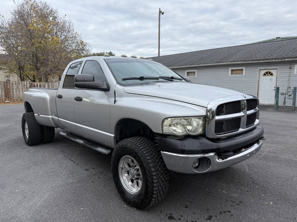 Used 2004 Dodge Ram 3500 Truck SLT w/ Trailer Tow Group image 3