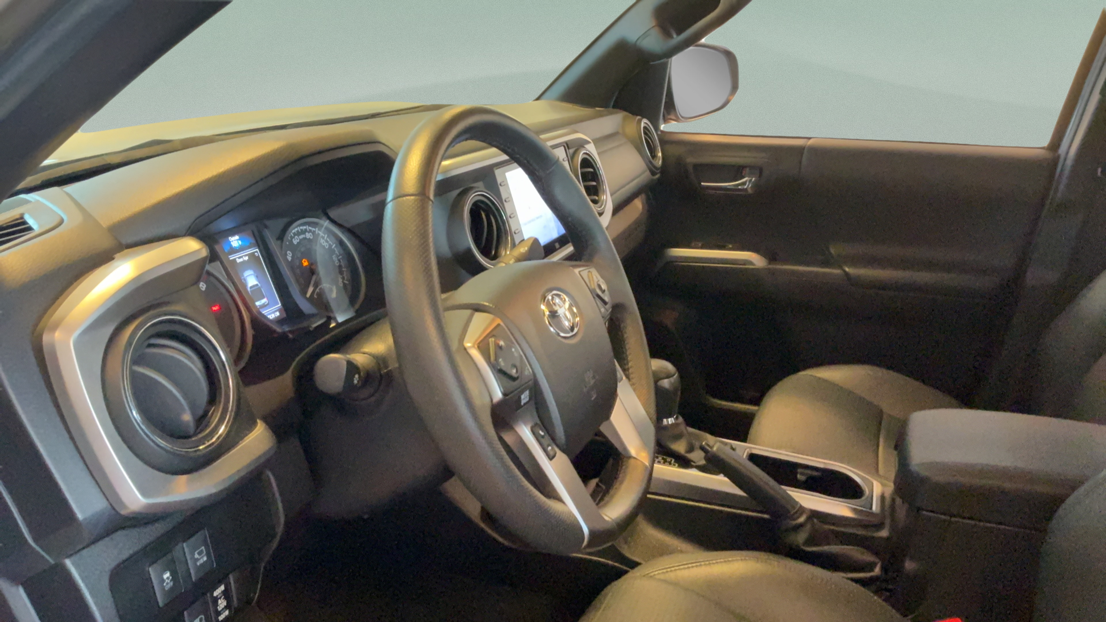Used 2022 Toyota Tacoma Limited AWD/4WD image 23