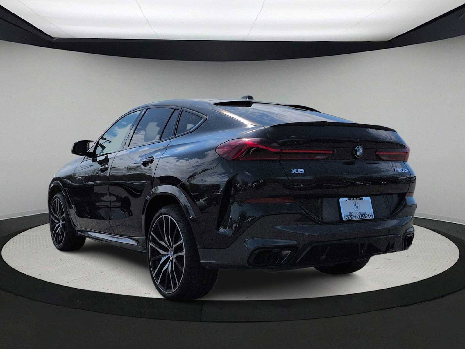 Used 2025 BMW X6 M60i w/ Executive Package AWD/4WD image 6