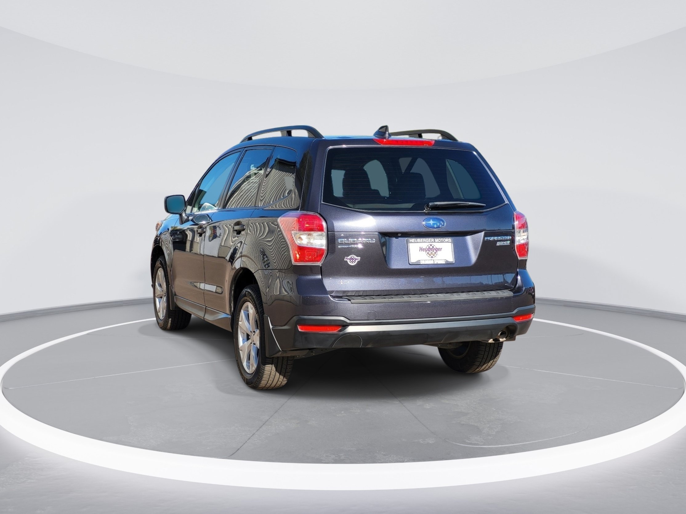 Used 2016 Subaru Forester 2.5i Premium w/ All-Weather Package AWD/4WD image 5