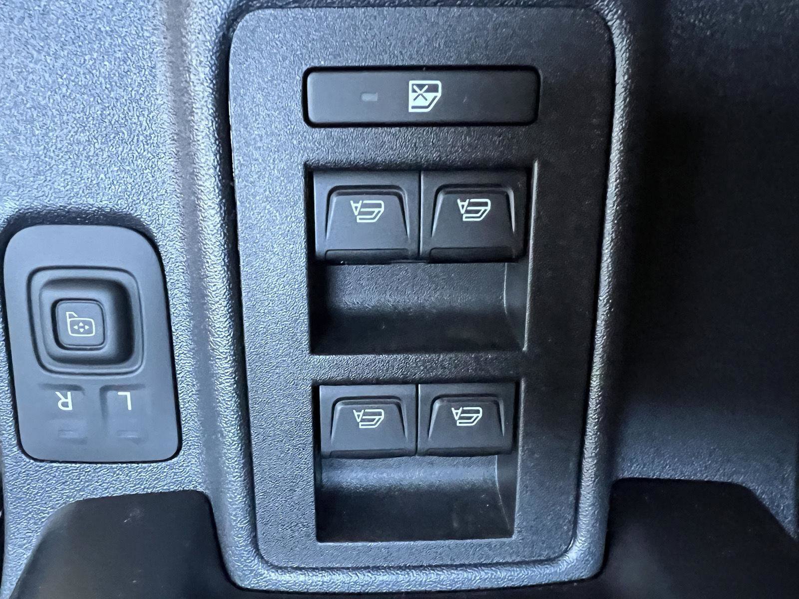 New 2025 Ford Bronco Outer Banks image 22