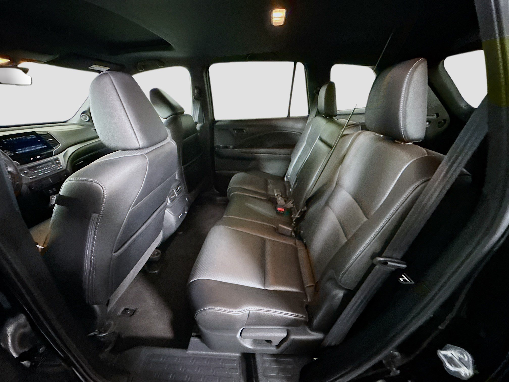 Used 2024 Honda Passport EX-L image 25