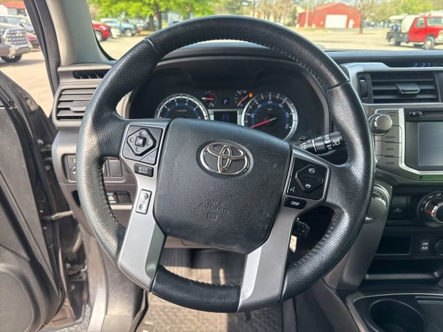 Used 2017 Toyota 4Runner SR5 image 26