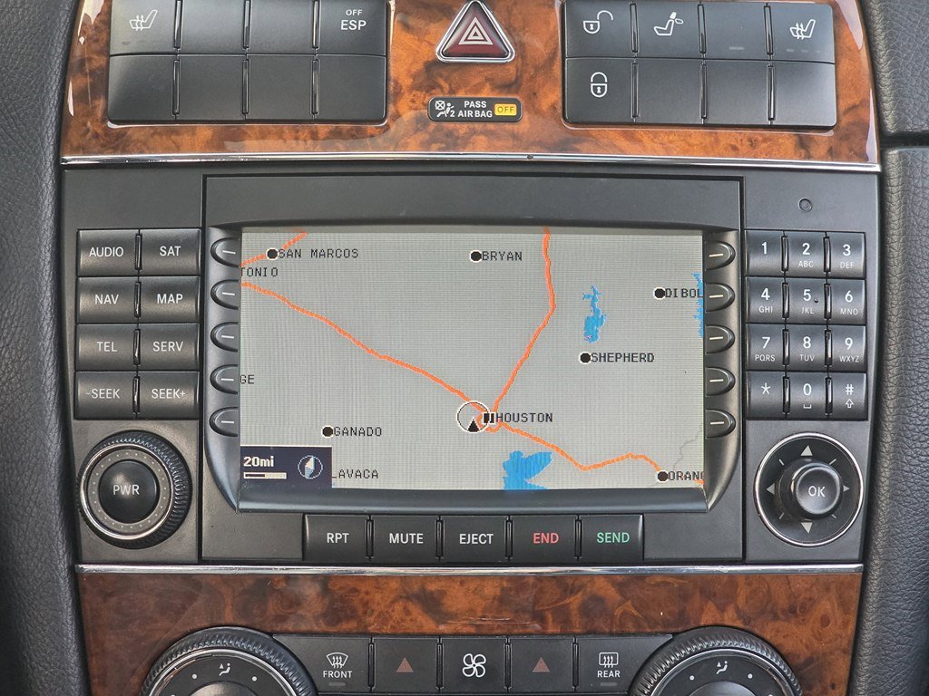 Used 2009 Mercedes-Benz CLK 350 Coupe image 16