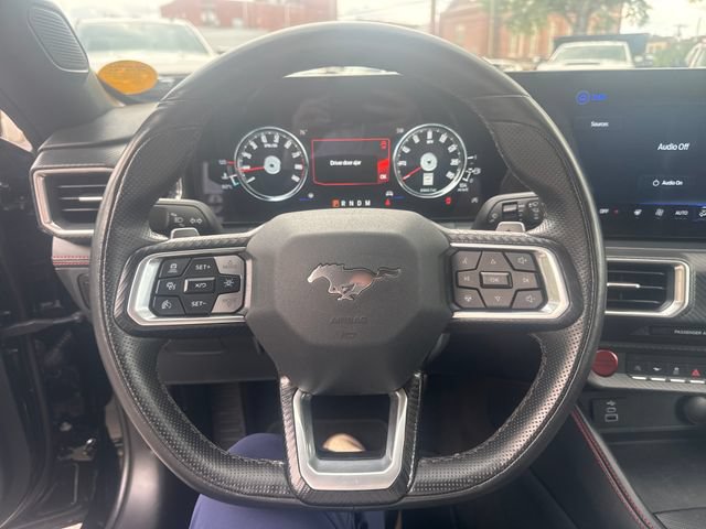 Used 2025 Ford Mustang GT Premium RWD image 16