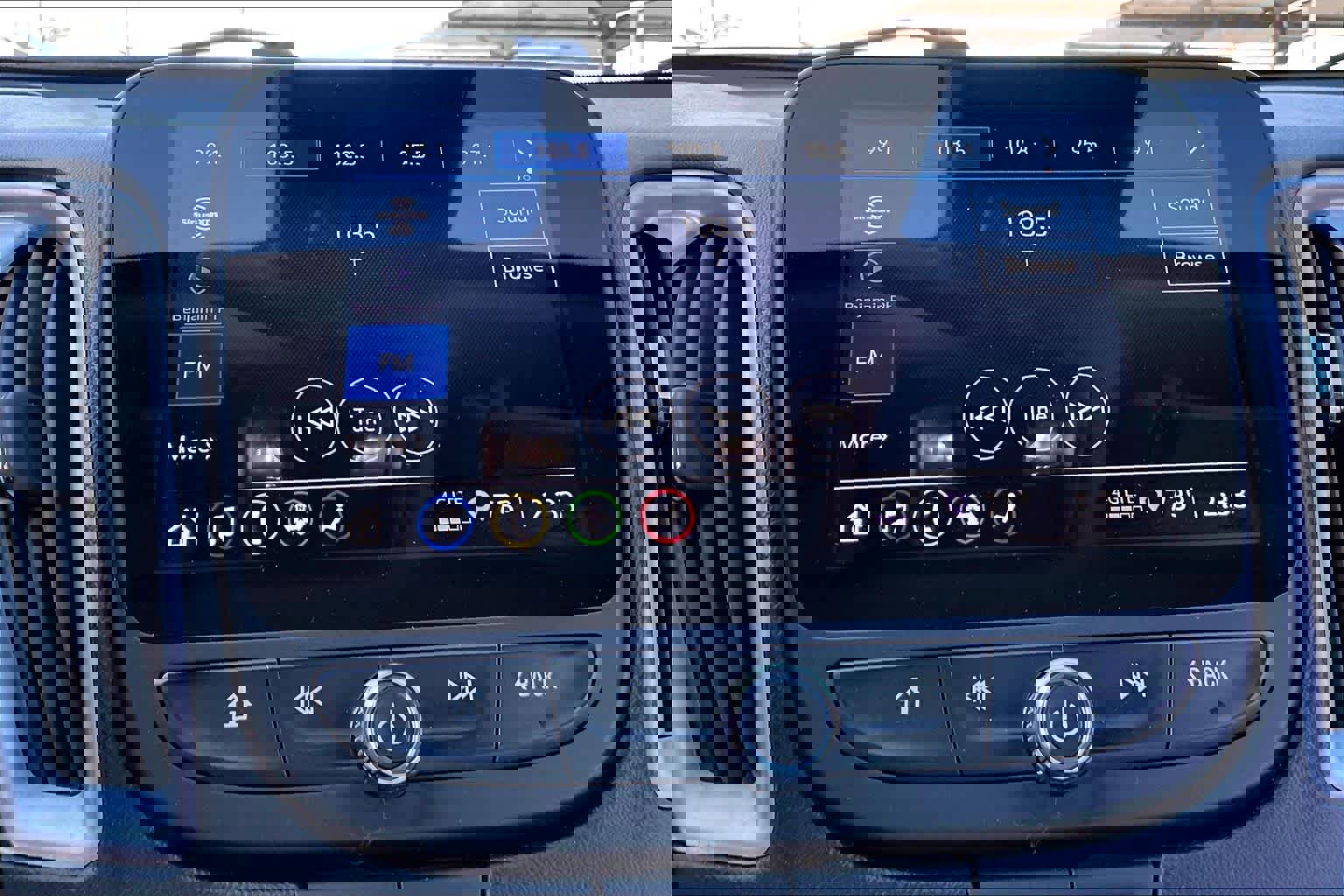 Used 2023 Chevrolet Malibu LT image 30