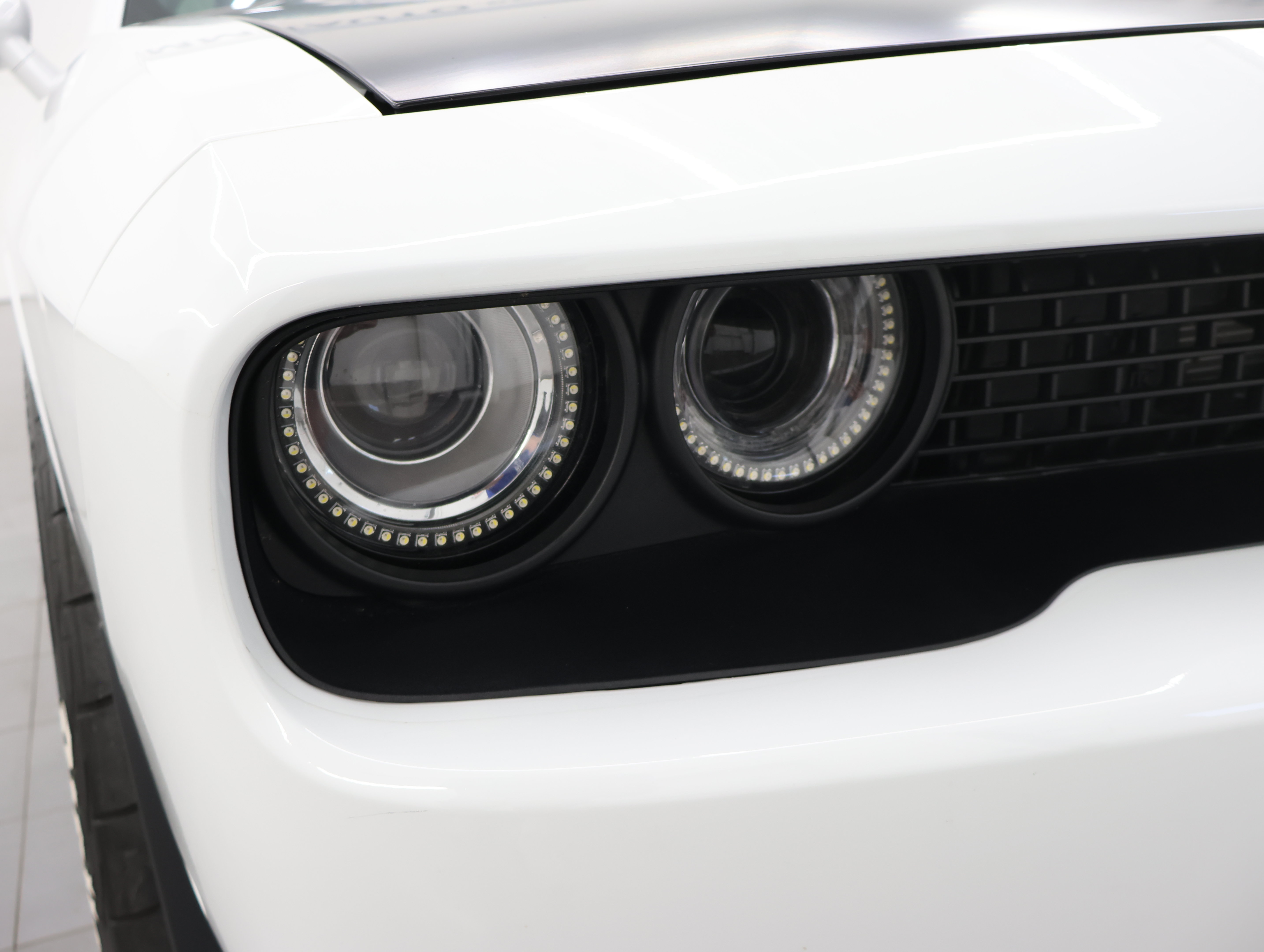 Used 2017 Dodge Challenger SRT Hellcat RWD image 23