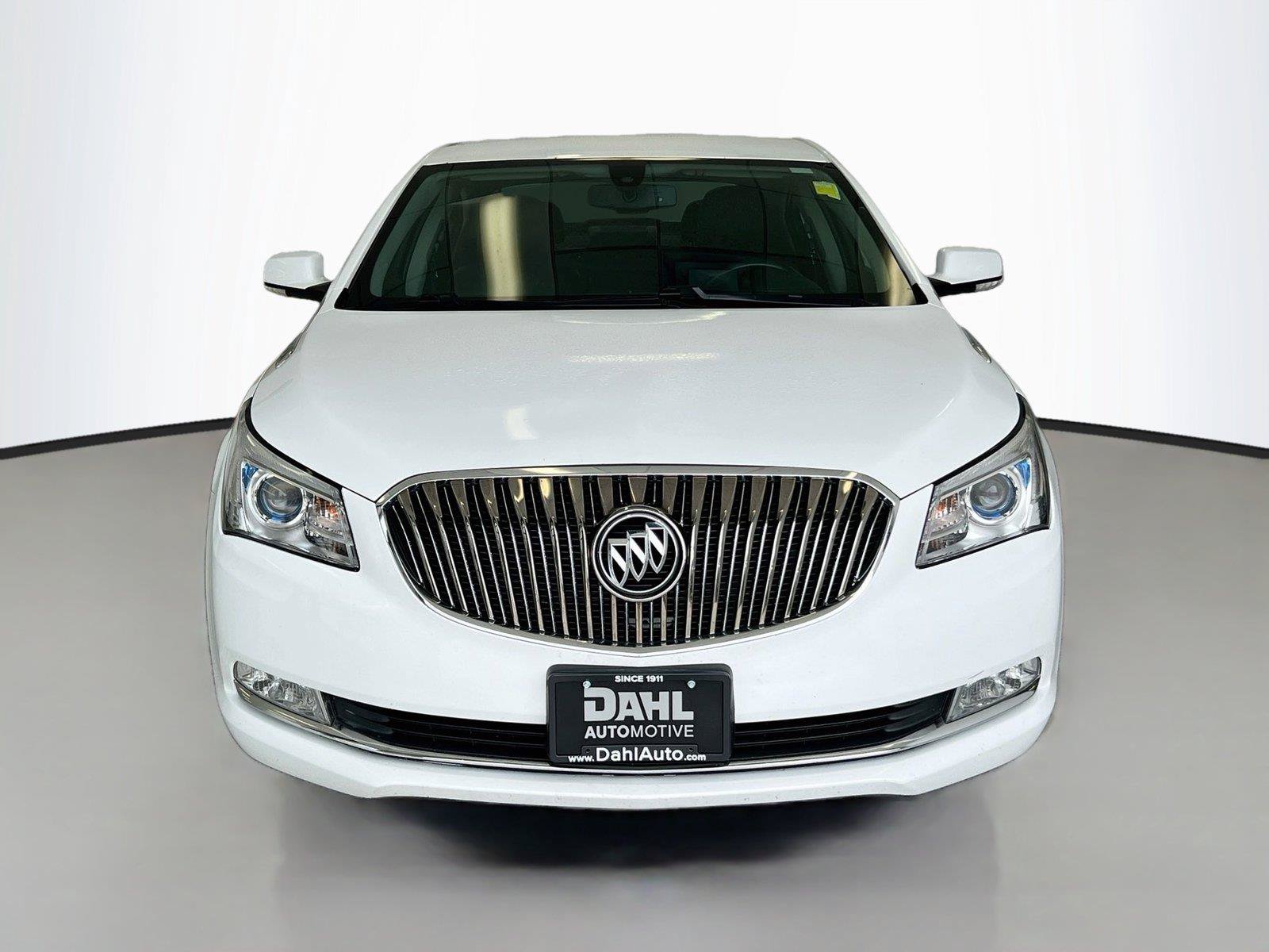 Used 2015 Buick LaCrosse Leather FWD image 3
