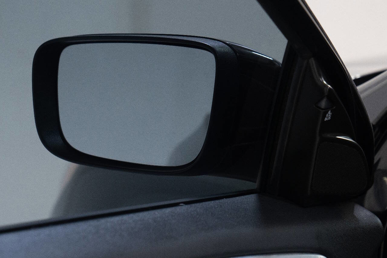 Used 2017 Volvo XC60 T5 w/ Tailgate Package image 12