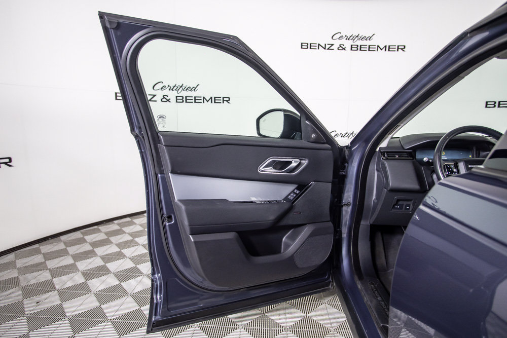 Used 2024 Land Rover Range Rover Velar S AWD/4WD image 17