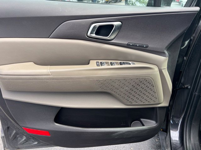 Certified 2025 Kia Carnival EX FWD image 32
