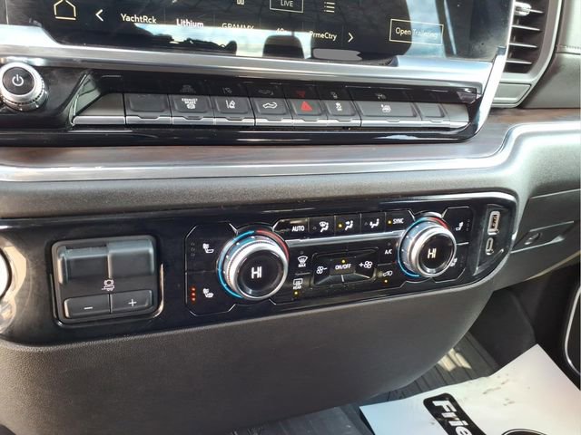 Used 2025 GMC Sierra 3500 SLT image 22