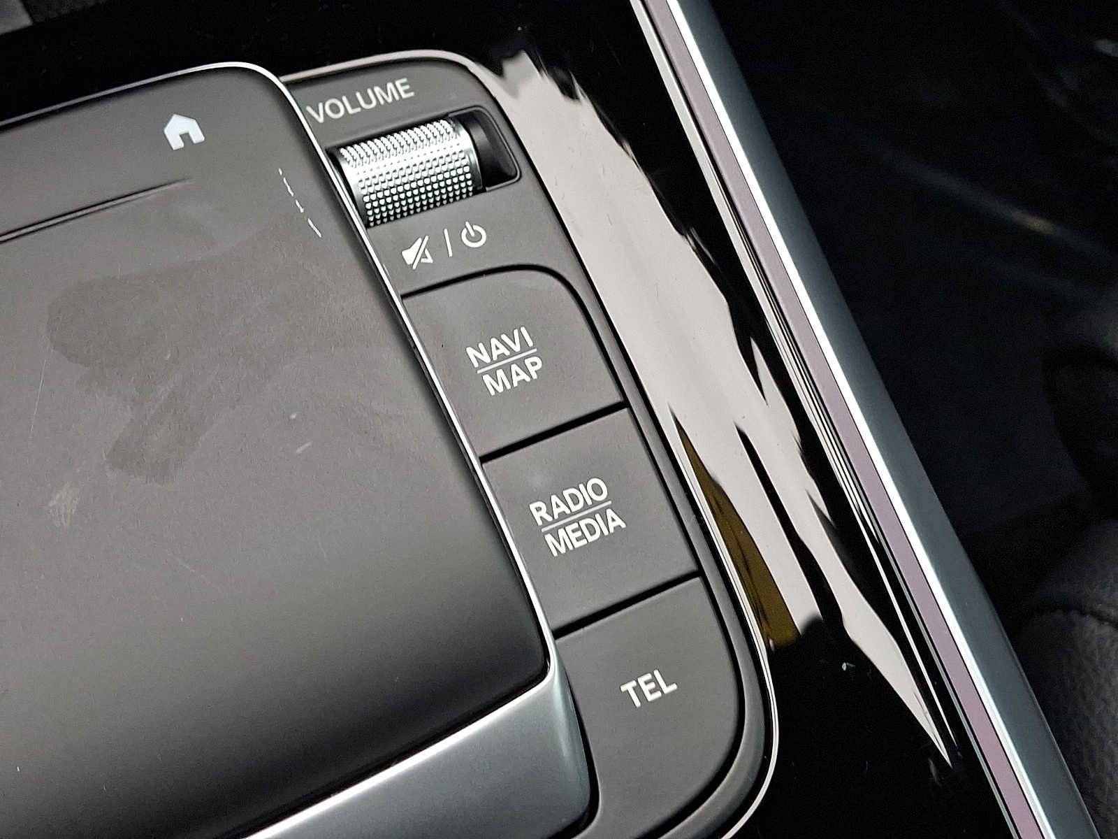 Used 2023 Mercedes-Benz GLB 250 4MATIC image 23
