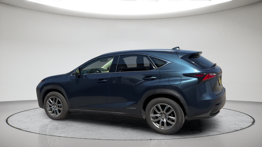 Used 2015 Lexus NX 300h AWD w/ Luxury Package image 18
