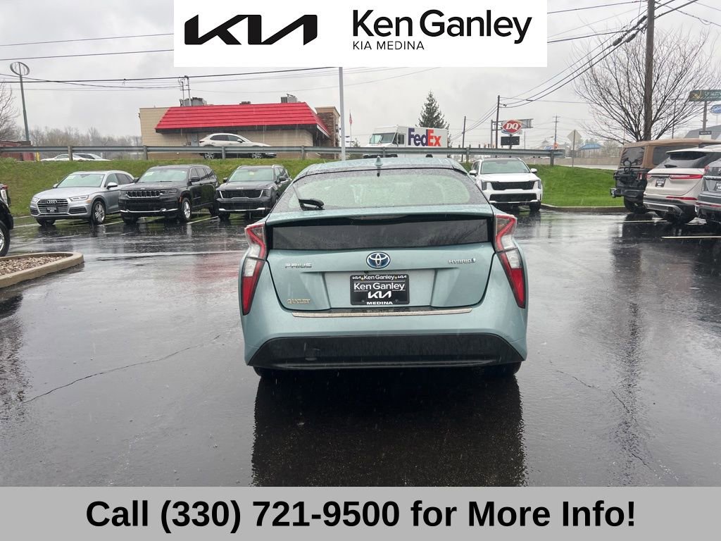 Used 2016 Toyota Prius Four w/ Advanced Technology Package image 11