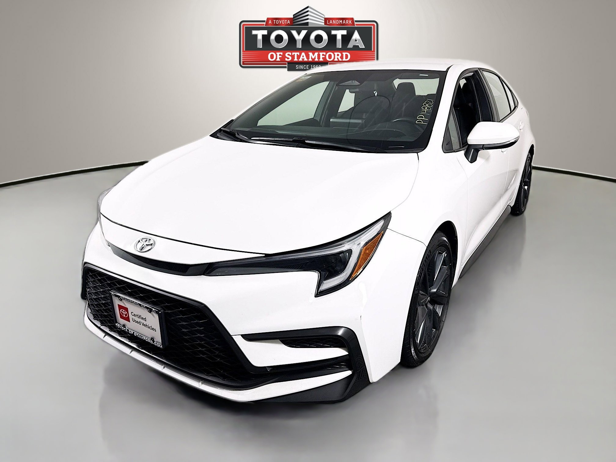 Certified 2023 Toyota Corolla SE image 3