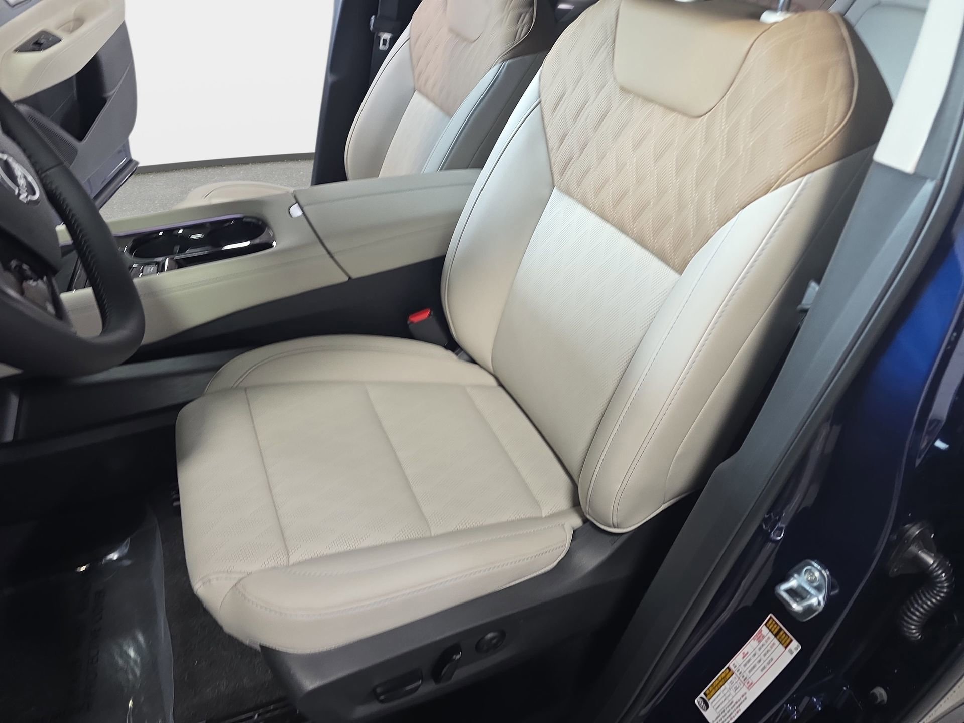 New 2026 Nissan Murano Platinum AWD/4WD image 15