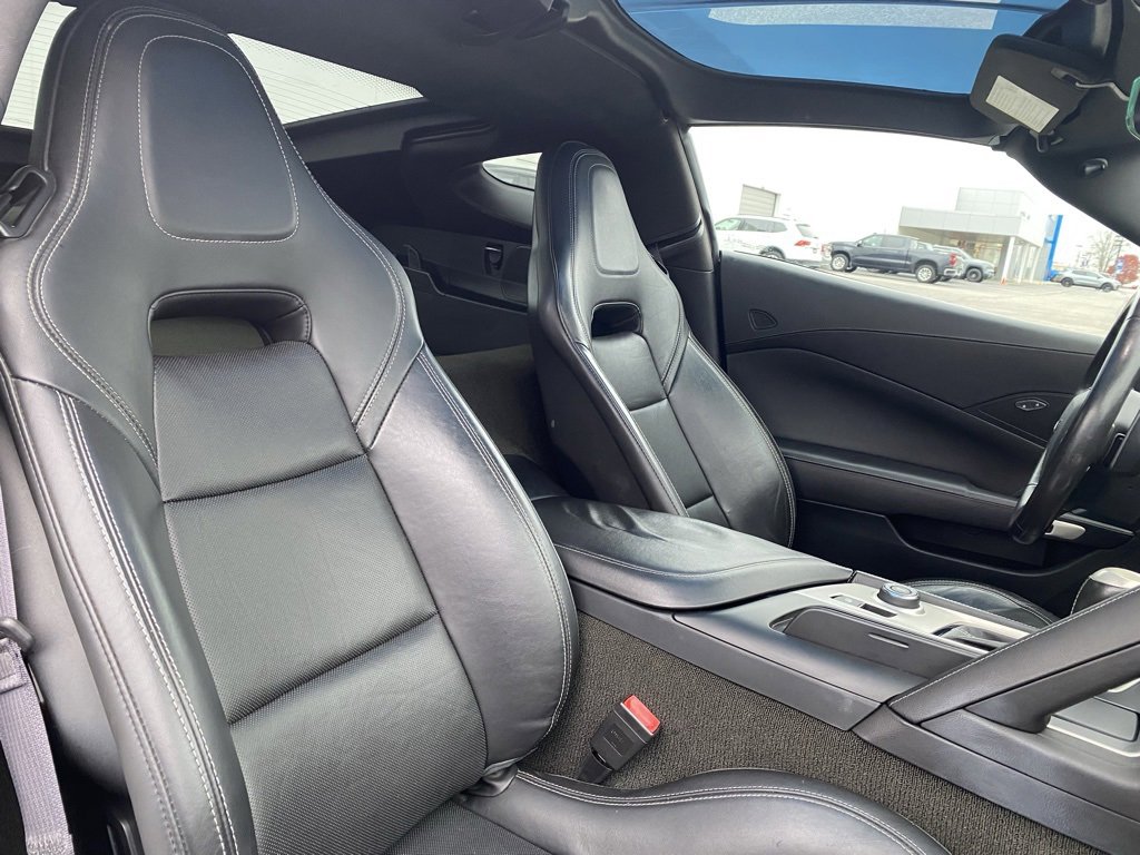 Used 2014 Chevrolet Corvette Stingray Coupe image 19