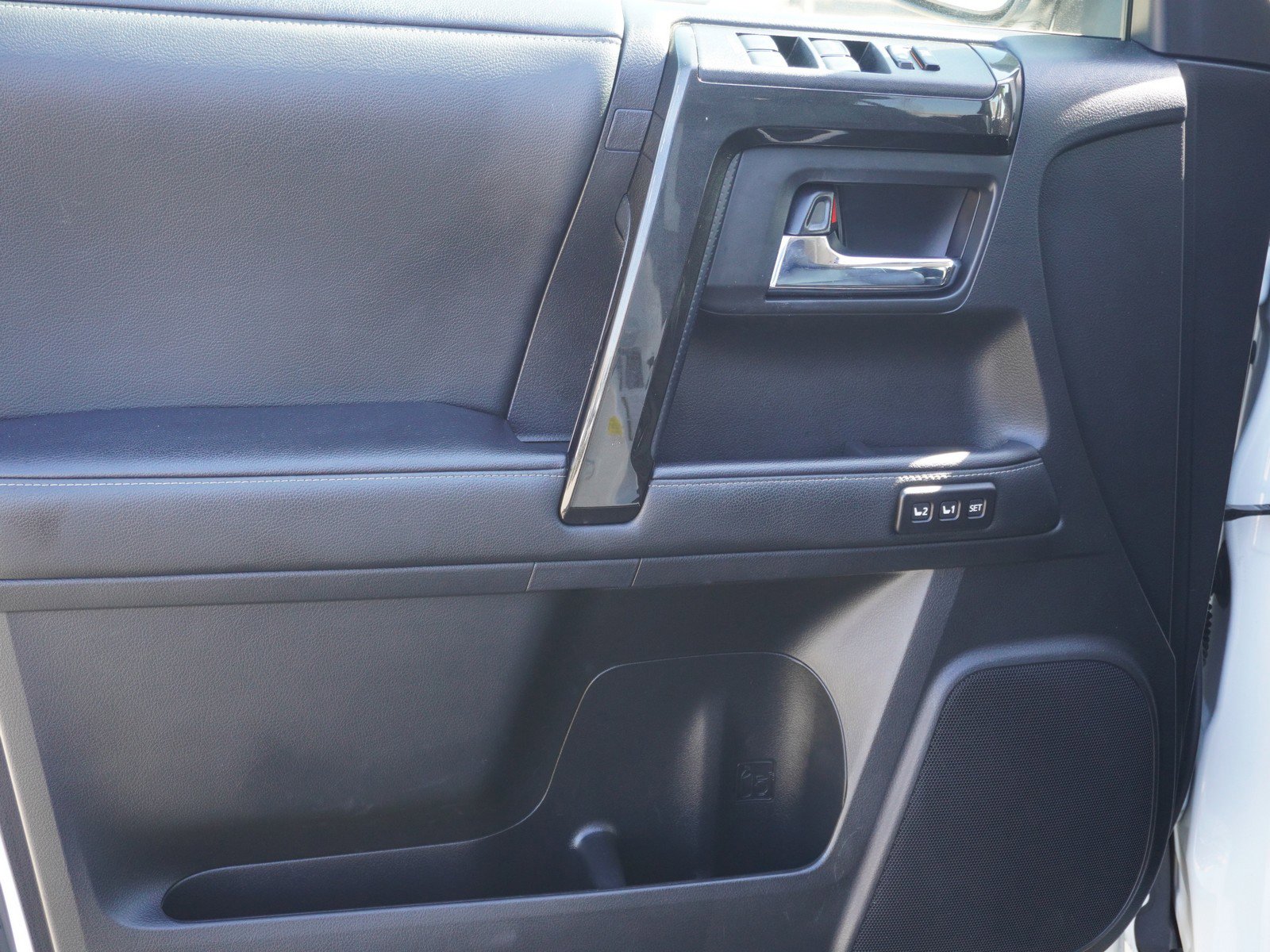 Used 2020 Toyota 4Runner Nightshade image 36