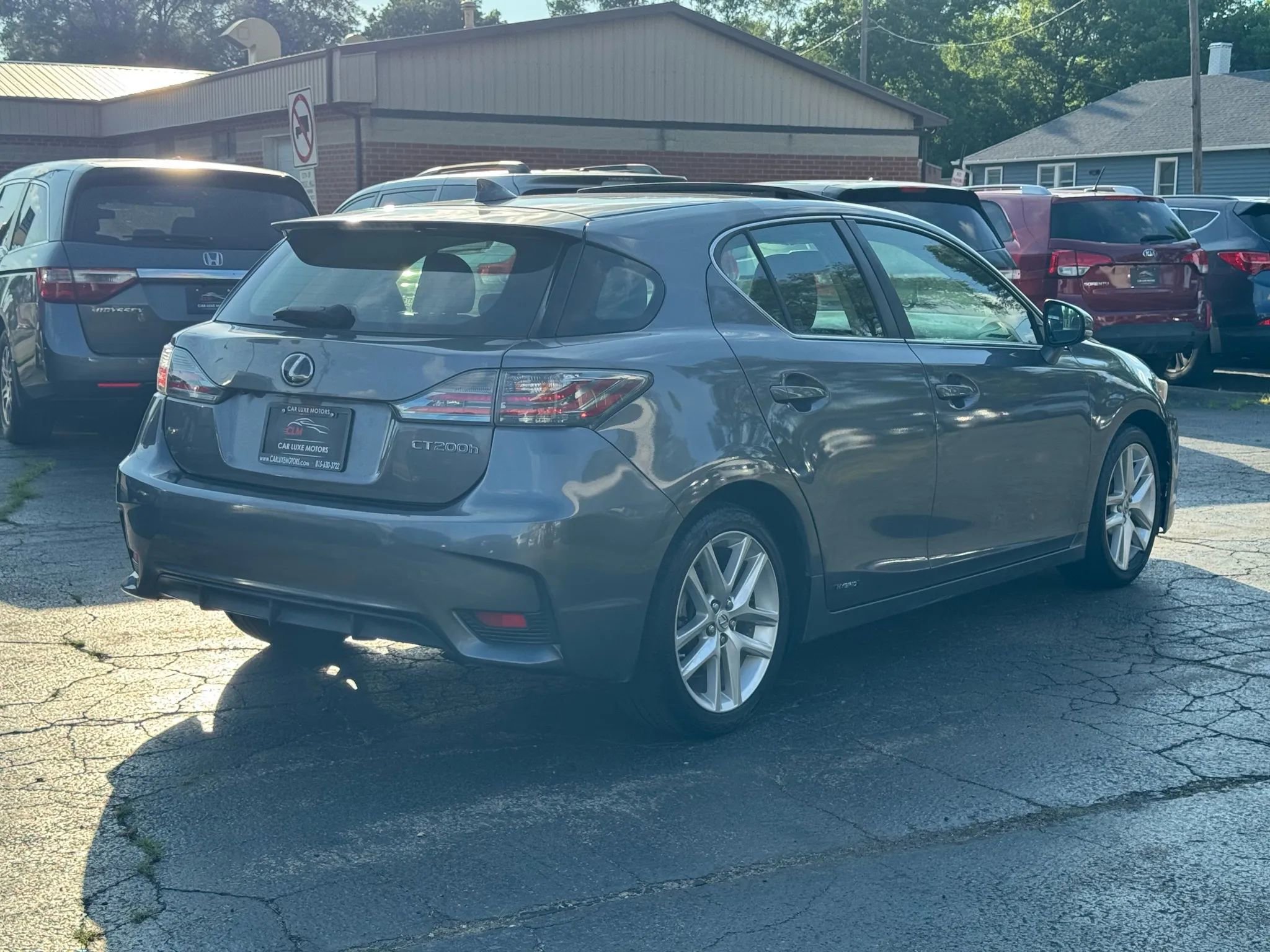 Used 2015 Lexus CT 200h Premium image 4