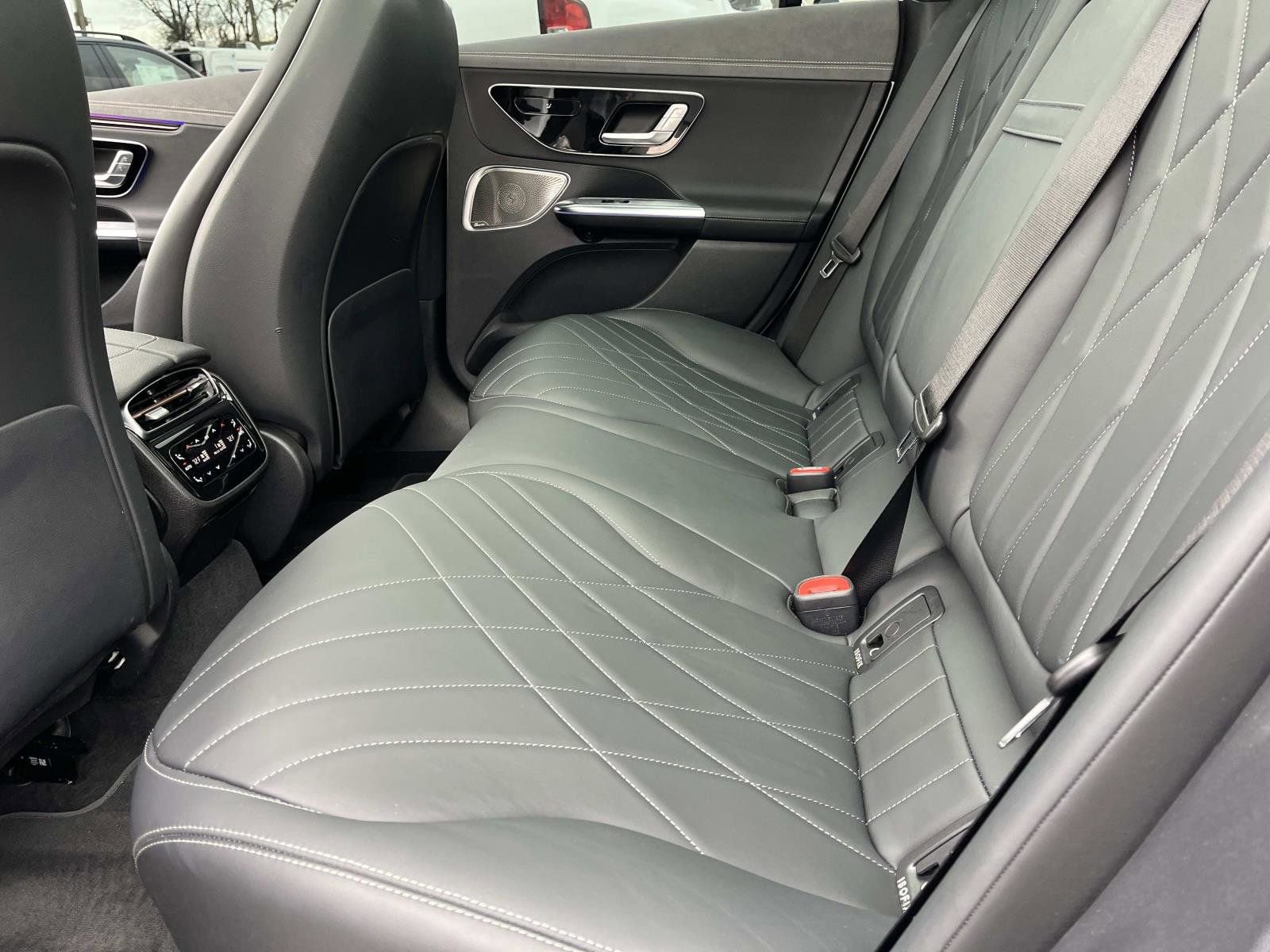 Certified 2023 Mercedes-Benz EQE 500 4MATIC Sedan image 17