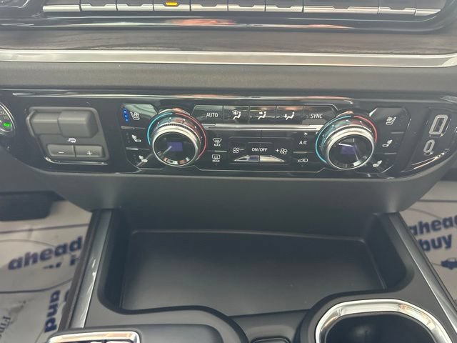 New 2026 GMC Sierra 1500 SLT w/ SLT Premium Package AWD/4WD image 16