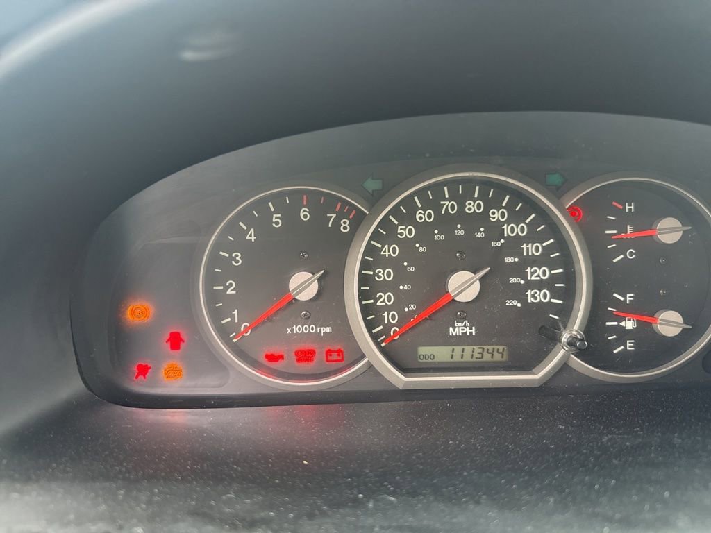 Used 2004 Kia Sedona LX FWD image 9