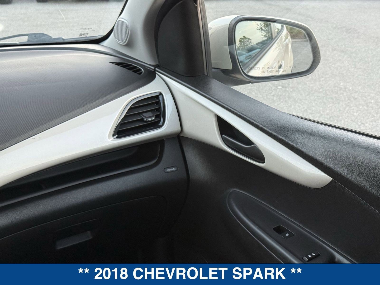 Used 2018 Chevrolet Spark LT image 17