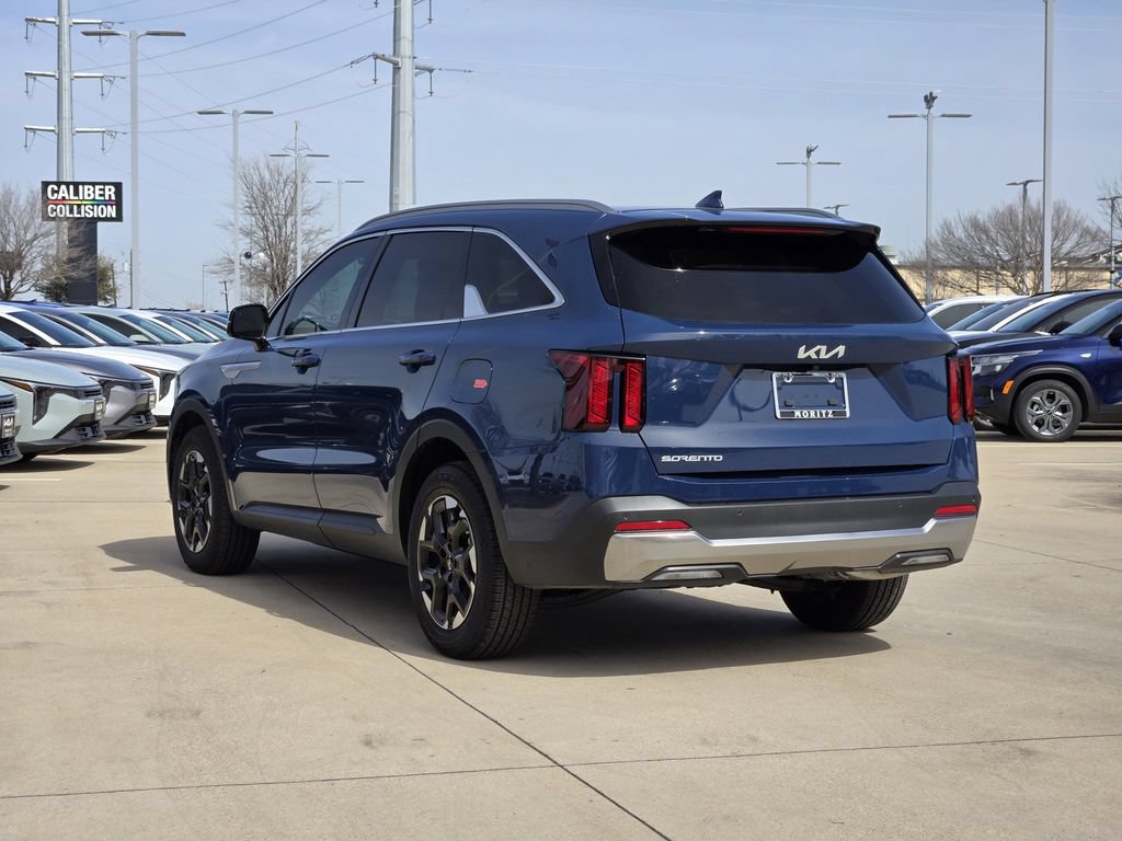 New 2025 Kia Sorento S w/ Panoramic Sunroof Package FWD image 3