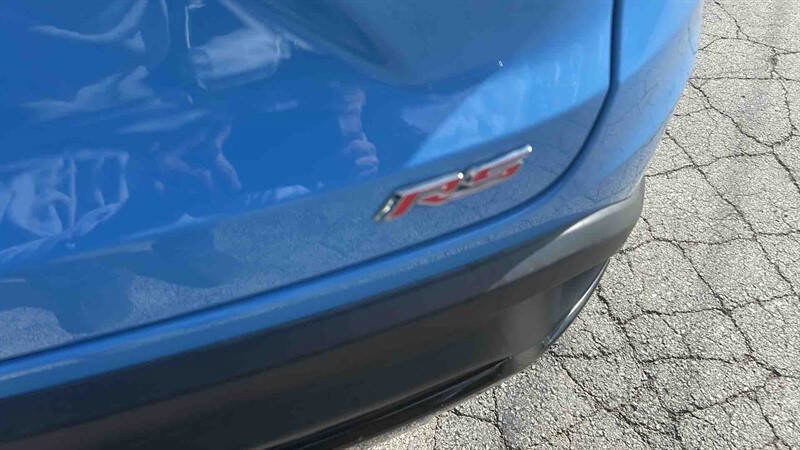 Used 2024 Chevrolet Trax RS FWD image 11