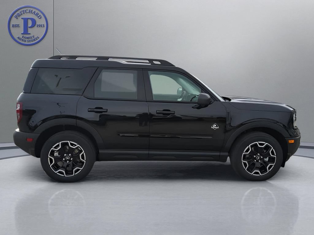 New 2025 Ford Bronco Sport Outer Banks w/ Outer Banks Tech Package+ AWD/4WD image 8