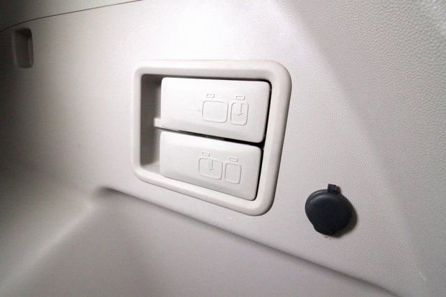 Used 2024 GMC Terrain Denali w/ Black Diamond Edition image 31