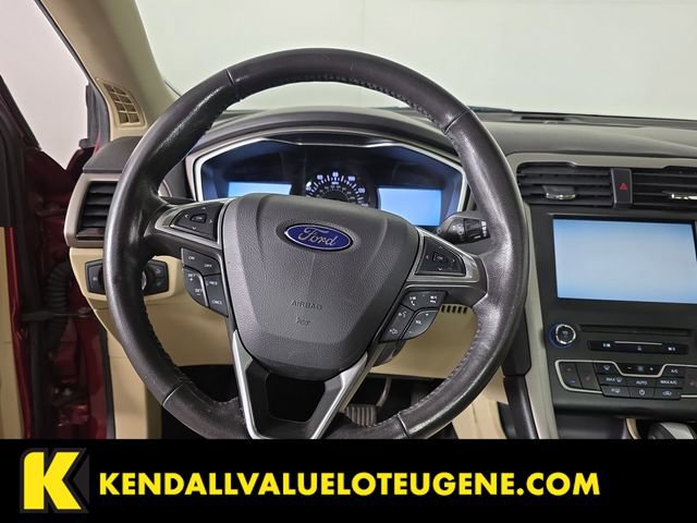 Used 2016 Ford Fusion SE w/ Equipment Group 202A FWD image 10