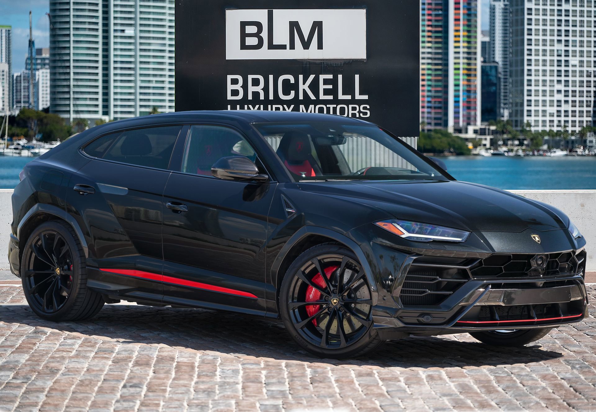 Used 2020 Lamborghini Urus image 1